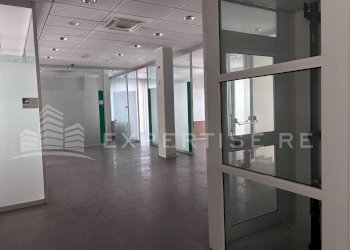 Foto 12 - Locale Commerciale Piazza XX settembre
 
3, Cermenate - foto 12