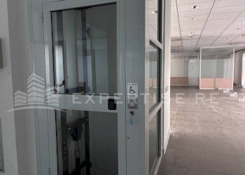 Foto 17 - Locale Commerciale Piazza XX settembre
 
3, Cermenate - foto 17