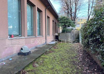 Foto 32 - Locale Commerciale Piazza XX settembre
 
3, Cermenate - foto 30