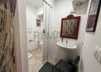 Bagno - Commercial Premises via libertà
 
4, Palermo - photo 12