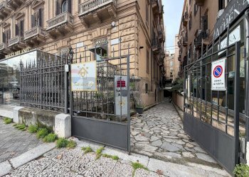 Edificio all\'aperto - Commercial Premises via libertà
 
4, Palermo - photo 14