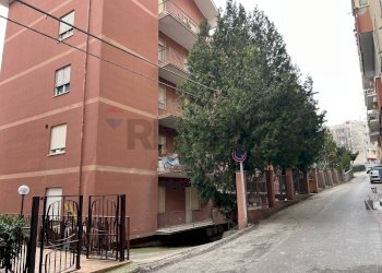 Edificio all\'aperto - Appartamento Via Trieste del Grosso
 
26, Chieti - foto 3
