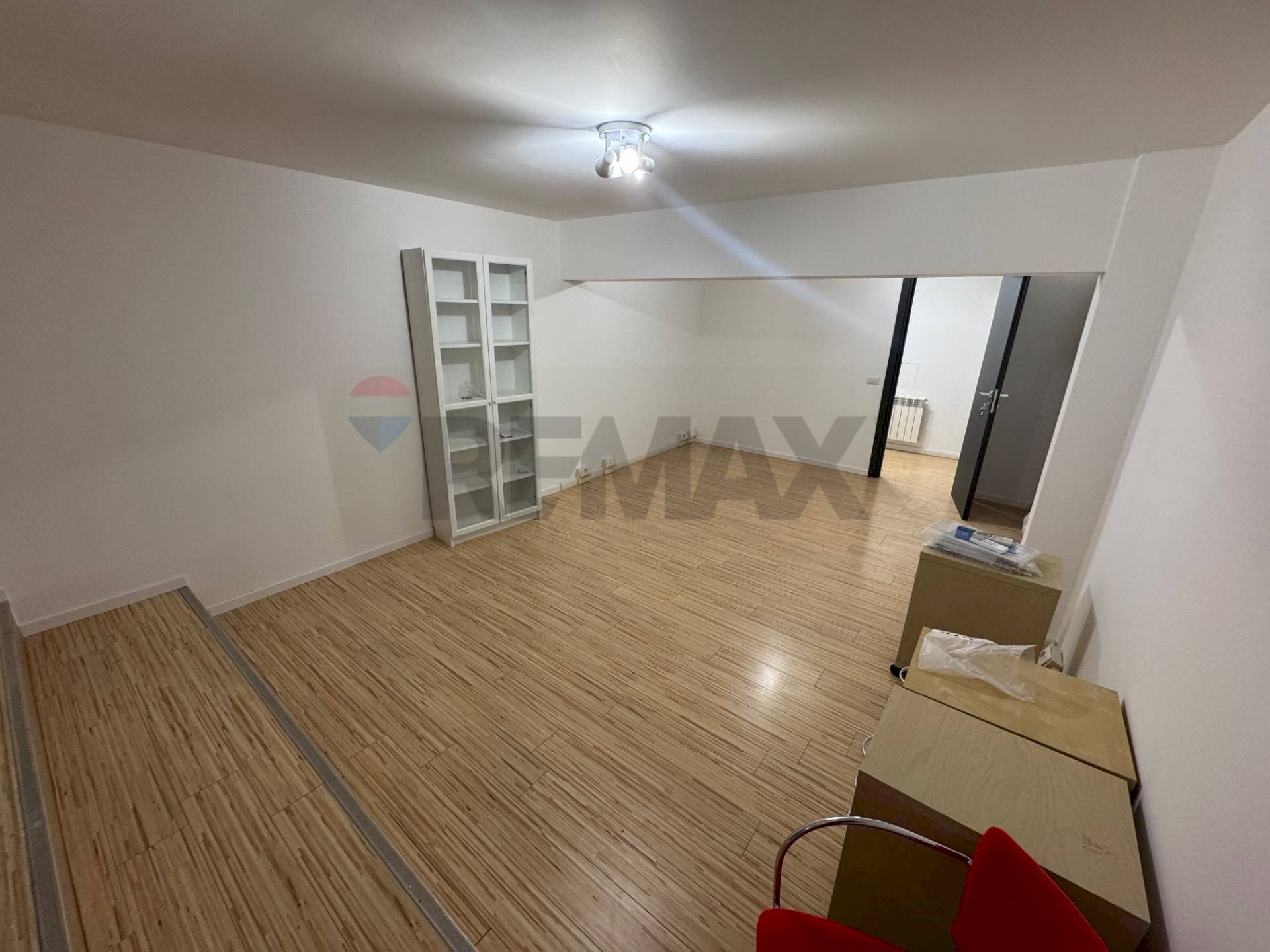 Stanza vuota - Ufficio Via di Valle Vescovo
 
5, Roma - foto 3