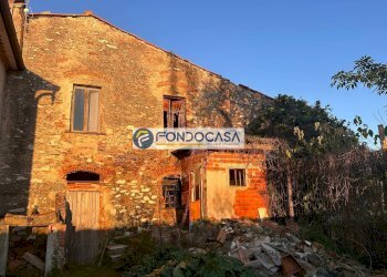 facciata - Villa via crociale, Pietrasanta - foto 4