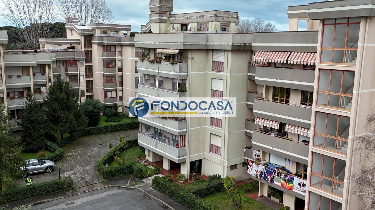 Drone facciata - Apartment via ferruccio
 
30, Viareggio - photo 1