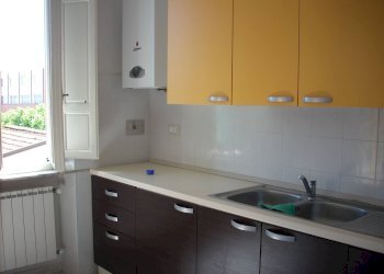 Foto 2 - Independent house via caduti lyra
 
6, Cascina - photo 2