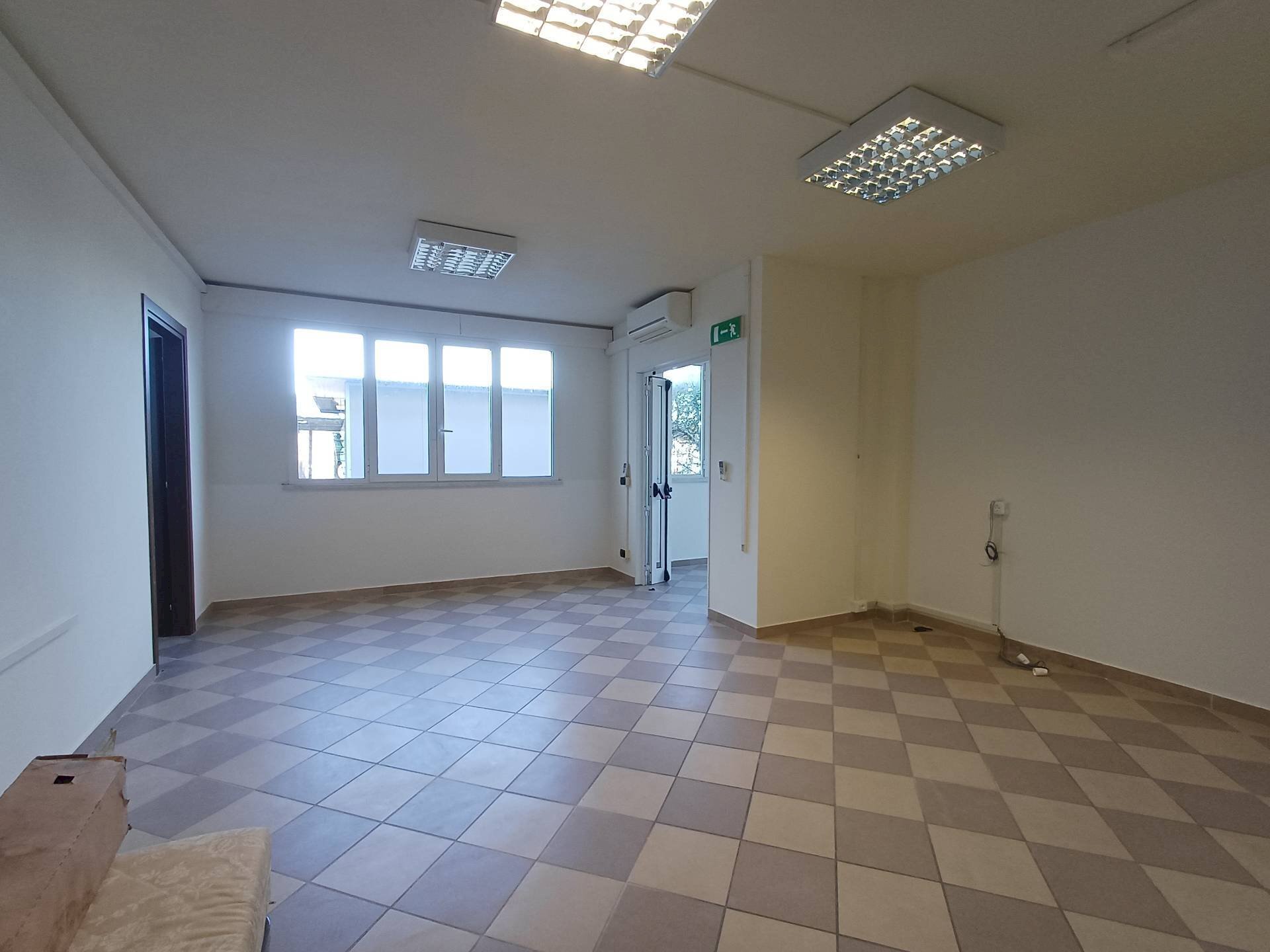 Foto 1 - Ufficio via lenin
 
-, San Giuliano Terme - foto 1