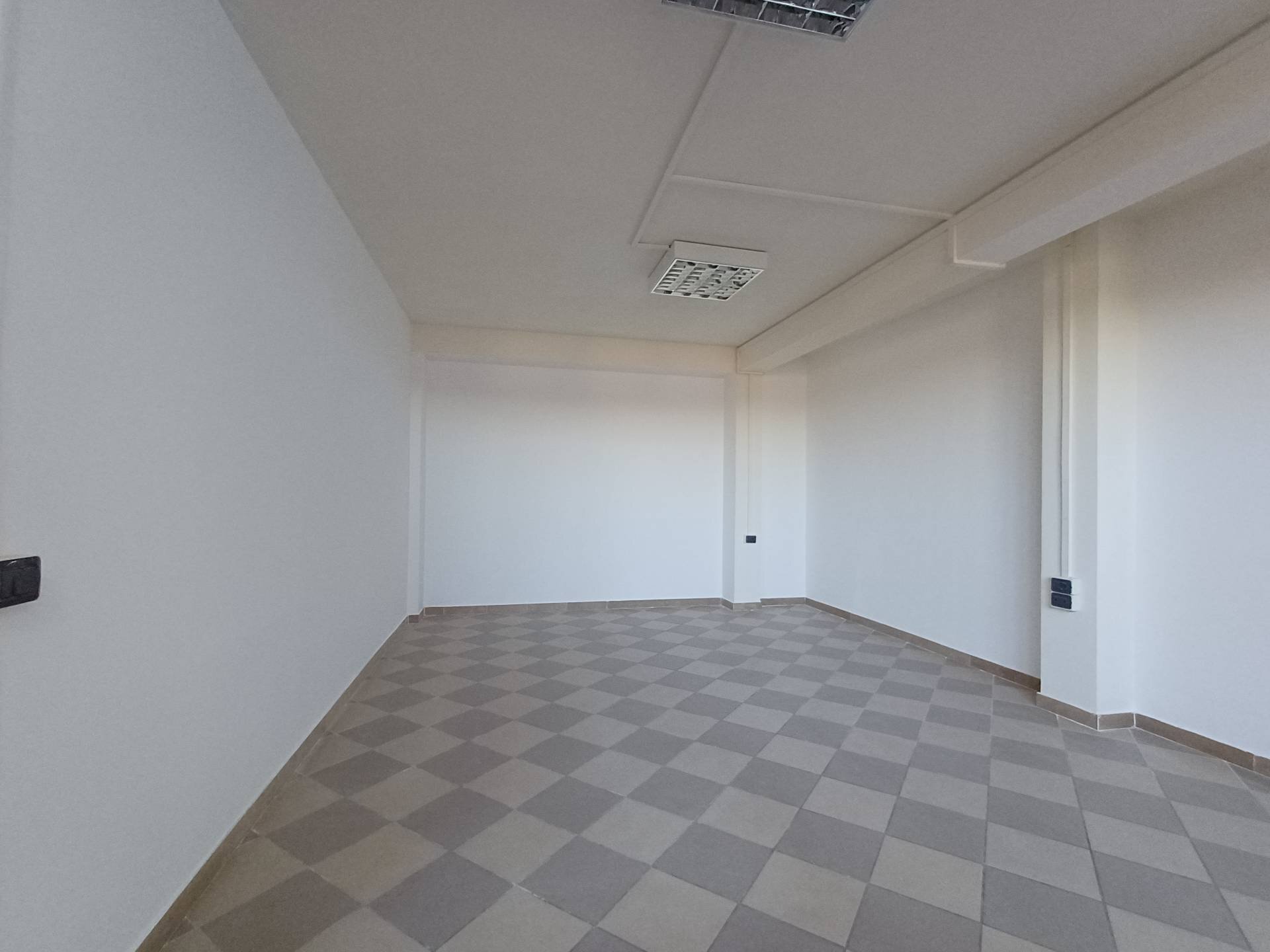 Foto 2 - Ufficio via lenin
 
-, San Giuliano Terme - foto 2