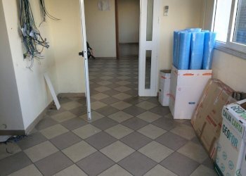 Foto 3 - Ufficio via lenin
 
-, San Giuliano Terme - foto 3