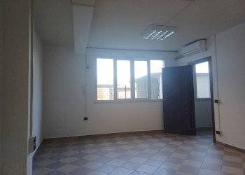 Foto 3 - Ufficio via lenin
 
-, San Giuliano Terme - foto 3