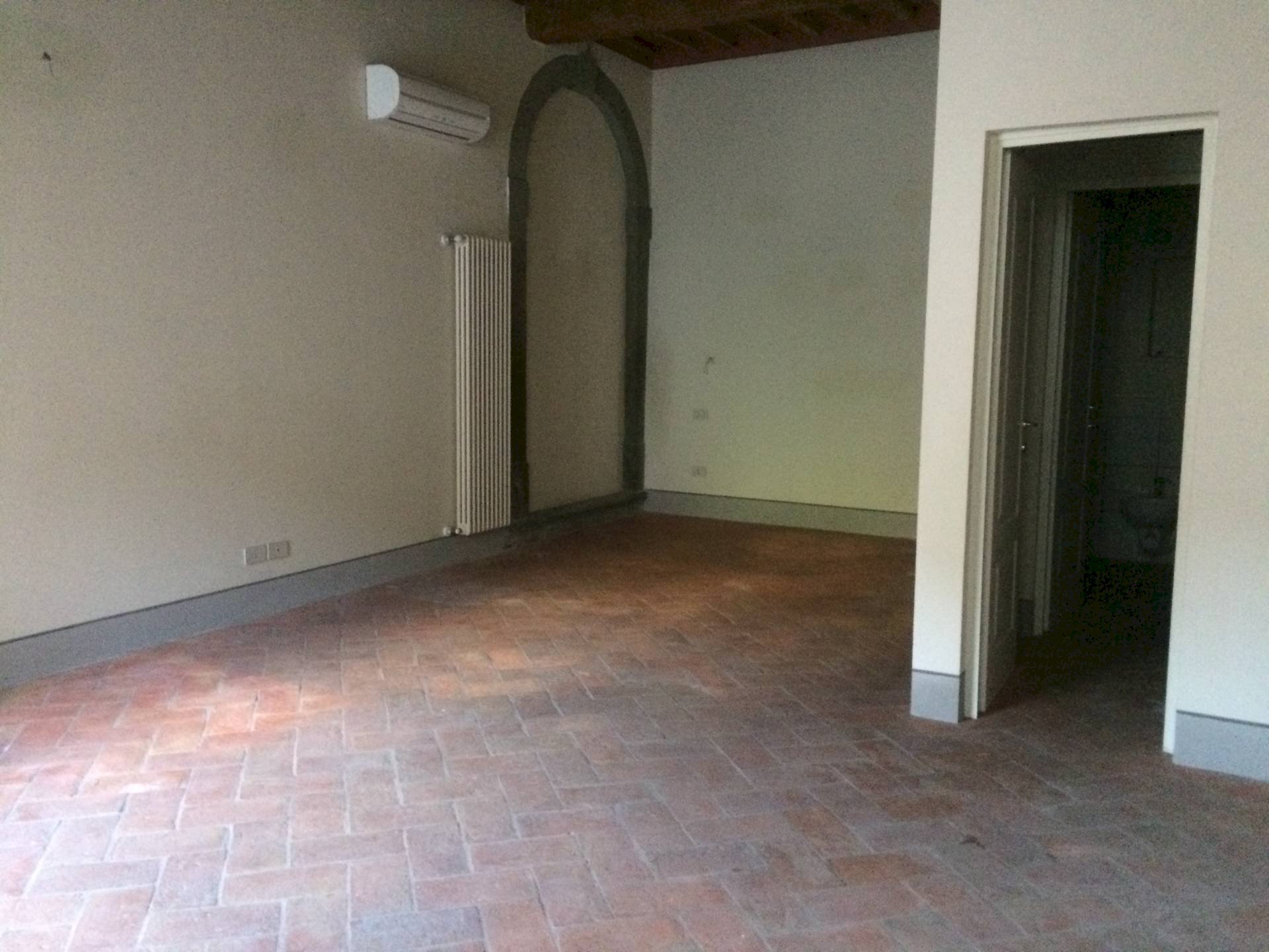 Foto 2 - One-room apartment via elio vageli
 
12, Cascina - photo 2