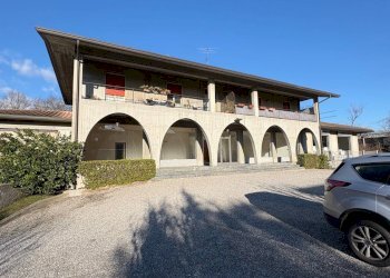 Foto 2 - Locale Commerciale Via Risorgimento
 
32, Bodio Lomnago - foto 2