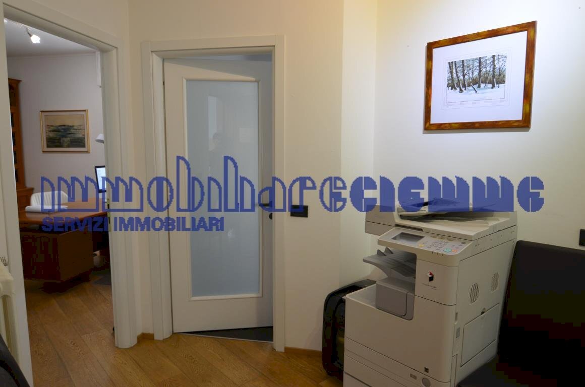 Foto 2 - Ufficio VIALE DANTE
 
6, Lecco - foto 2