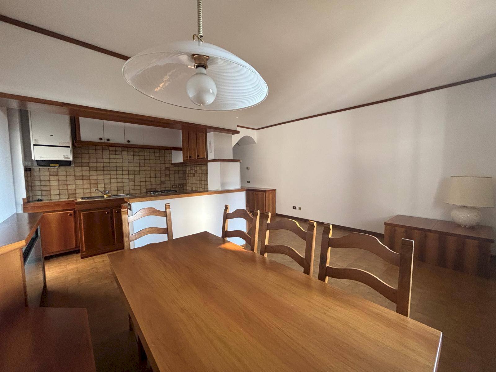 Foto 3 - Trilocale VIA XI FEBBRAIO
 
21, Lecco - foto 3