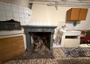 Lavanderia - Casa semi indipendente salita chiaia
 
20, Mirabello Sannitico - foto 10