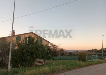 Edificio all\'aperto - Casa indipendente via Colloredo
 
58, Campomarino - foto 14