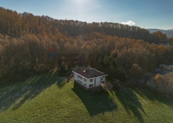 Edificio all\'aperto - Casa indipendente strada del fagiano
 
25, Terenzo - foto 3
