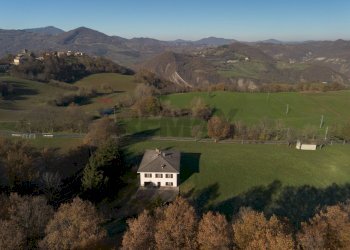 Vista delle montagne - Casa indipendente strada del fagiano
 
25, Terenzo - foto 10