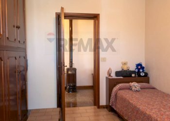 Camera / camera da letto - Casa indipendente strada del fagiano
 
25, Terenzo - foto 34