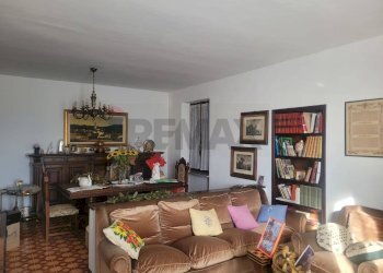 Soggiorno - Villa VIA CARLO PALMARO
 
1, Greggio - foto 18