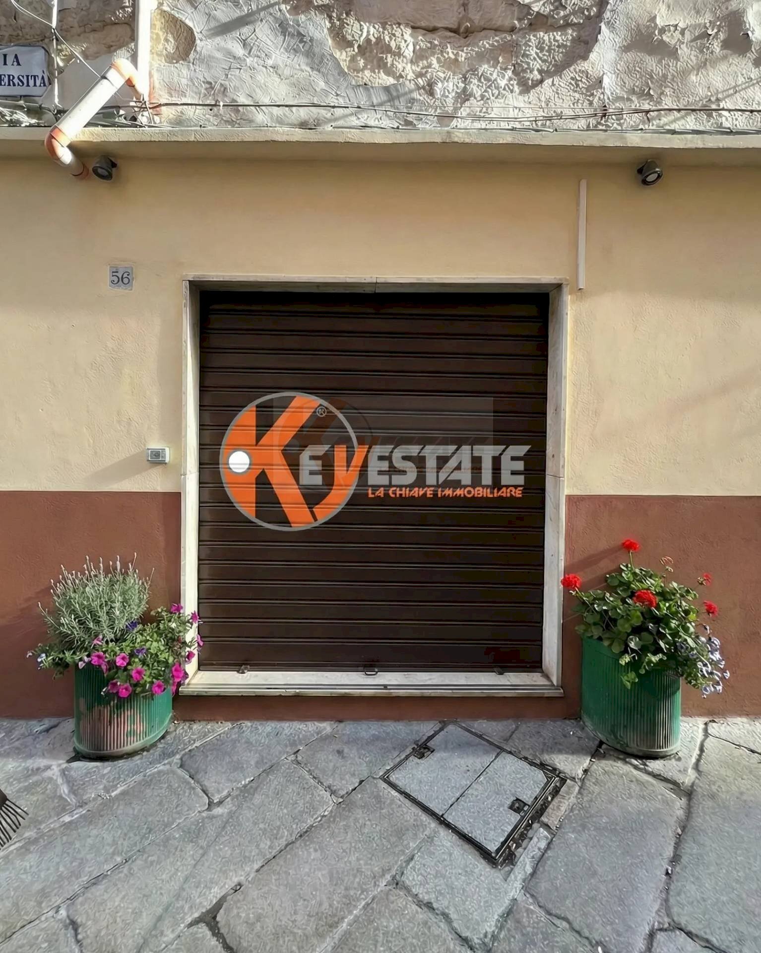 Foto 1 - Locale Commerciale via università
 
56, Sassari - foto 1