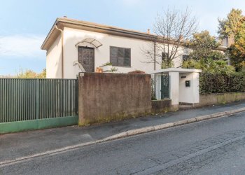 Foto 1 - Villa Via Cadorna
 
23, Legnano - foto 1