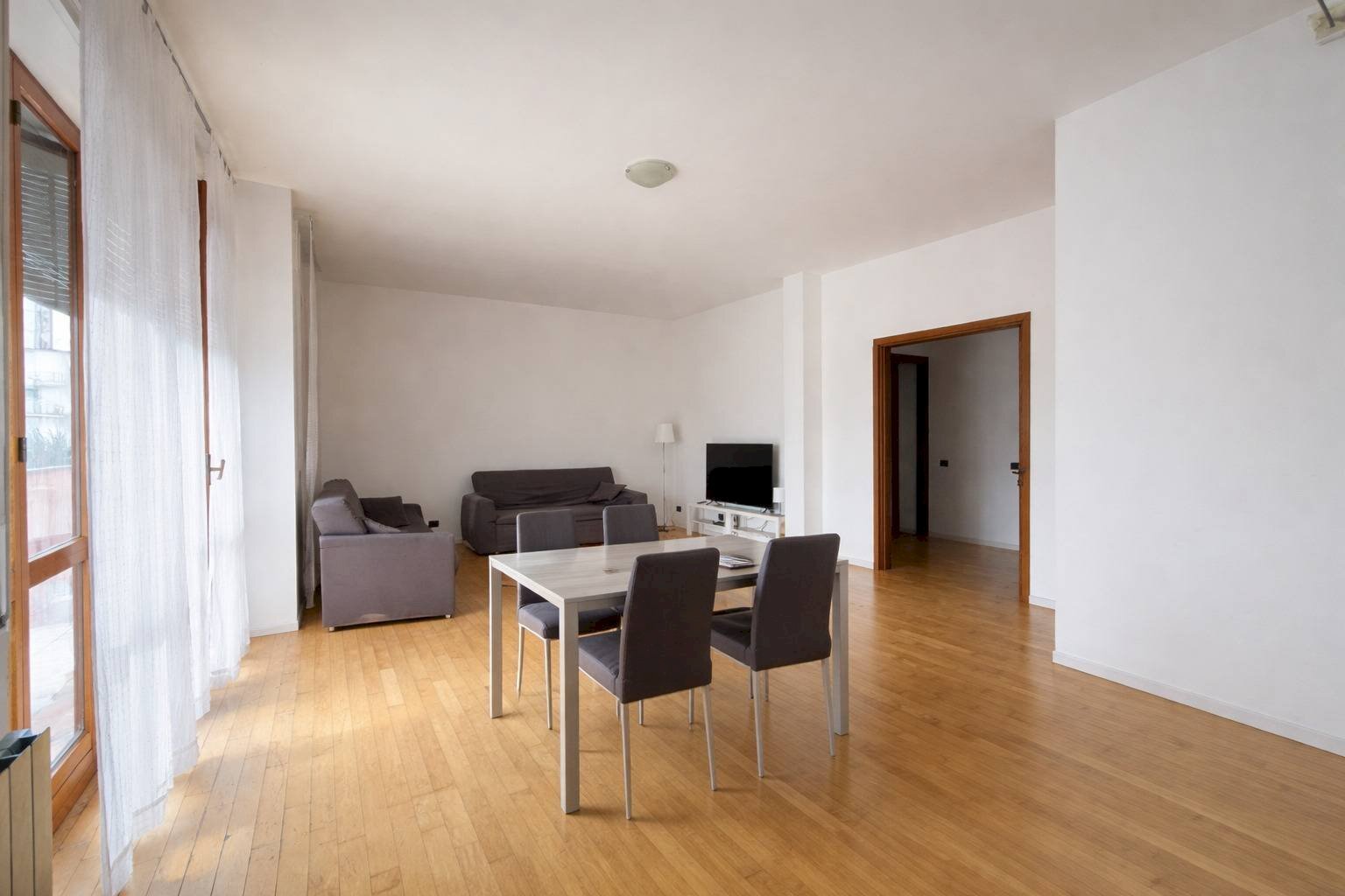 Foto 1 - Quadrilocale Piazza 26 Maggio
 
5, Varese - foto 1