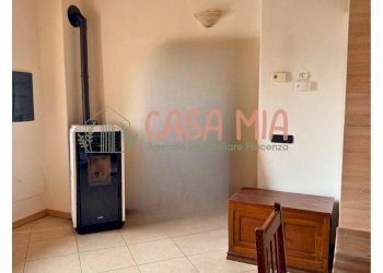 Foto 2 - Casa semi indipendente Località Castel Mantova, Gragnano Trebbiense - foto 2