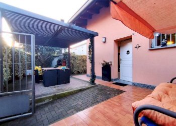 Giardino - Bilocale via Aspromonte, Rho - foto 1