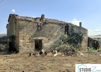 Foto 1 - Rustic rfimembranze
 
22, Amelia - photo 1