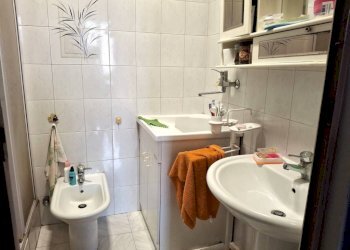 Bagno - Bilocale via Monte Rosa, 65, Torino (zona Barriera Milano) - foto 6