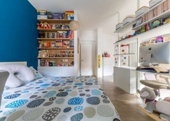 Camera da letto - Three-room apartment via Giovan Battista Gandino, 2, Roma - photo 13