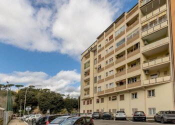 Facciata - Three-room apartment via Giovan Battista Gandino, 2, Roma - photo 24