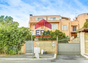 Foto 2 - Villa a Schiera Via San Candido
 
94, Roma - foto 2