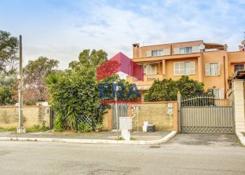 Foto 5 - Villa a Schiera Via San Candido
 
94, Roma - foto 5