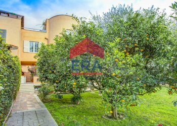 Foto 1 - Villa a Schiera Via San Candido
 
94, Roma - foto 1