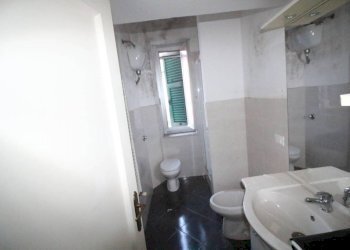 Bagno - Appartamento via Borzoli, 50D, Genova (zona Borzoli) - foto 13