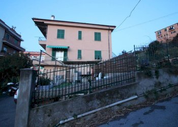 Facciata - Appartamento via Borzoli, 50D, Genova (zona Borzoli) - foto 23