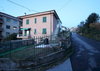 Zona - Bilocale via Borzoli, 50c, Genova (zona Borzoli) - foto 2