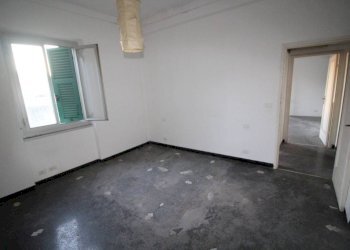 Camera da letto - Bilocale via Borzoli, 50c, Genova (zona Borzoli) - foto 18
