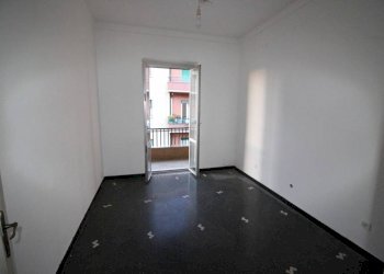 Camera da letto - Bilocale via Borzoli, 50c, Genova (zona Borzoli) - foto 20