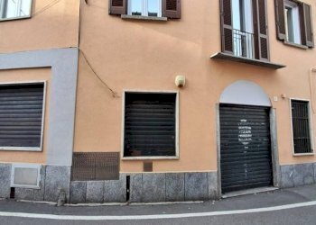 Facciata - Shop via San Giorgio, Gazzada Schianno - photo 13