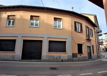 Facciata - Shop via San Giorgio, Gazzada Schianno - photo 15