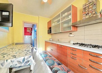 Cucina - Quadrilocale corso Piave, 176, Alba - foto 9