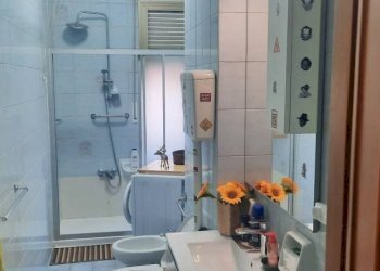 Bagno - Trilocale via Pietro Cossa, 52/7bis, Torino (zona Parella) - foto 7