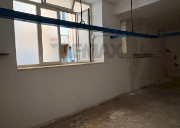 Stanza vuota - Commercial Premises via Bonomo
 
60, Napoli - photo 13