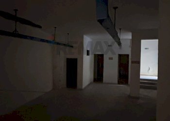 Parcheggio - Commercial Premises via Bonomo
 
60, Napoli - photo 14