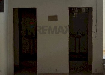 Hall / corridoio - Commercial Premises via Bonomo
 
60, Napoli - photo 17