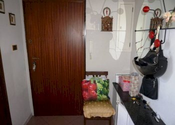 Ingresso - Trilocale Mura degli Angeli, 31, Genova (zona San Teodoro) - foto 2