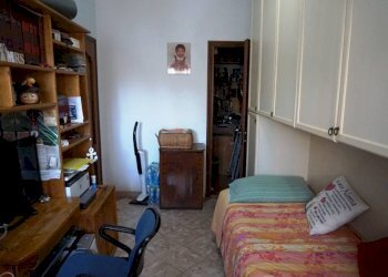 Camera da letto - Trilocale Mura degli Angeli, 31, Genova (zona San Teodoro) - foto 10